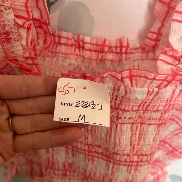 NWT Ruffled Top M - Picture 8 of 8